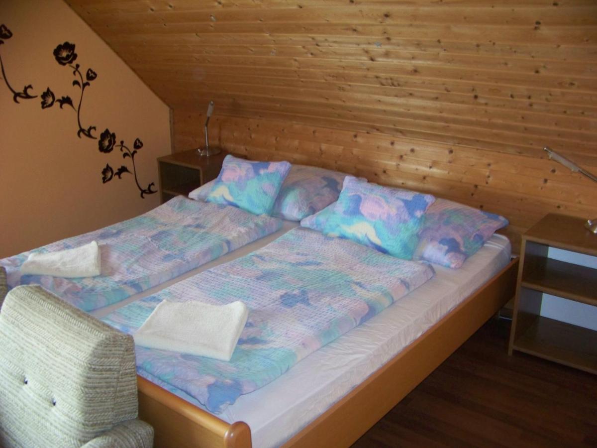 Nefelejcs Apartman Fertőhomok Esterno foto