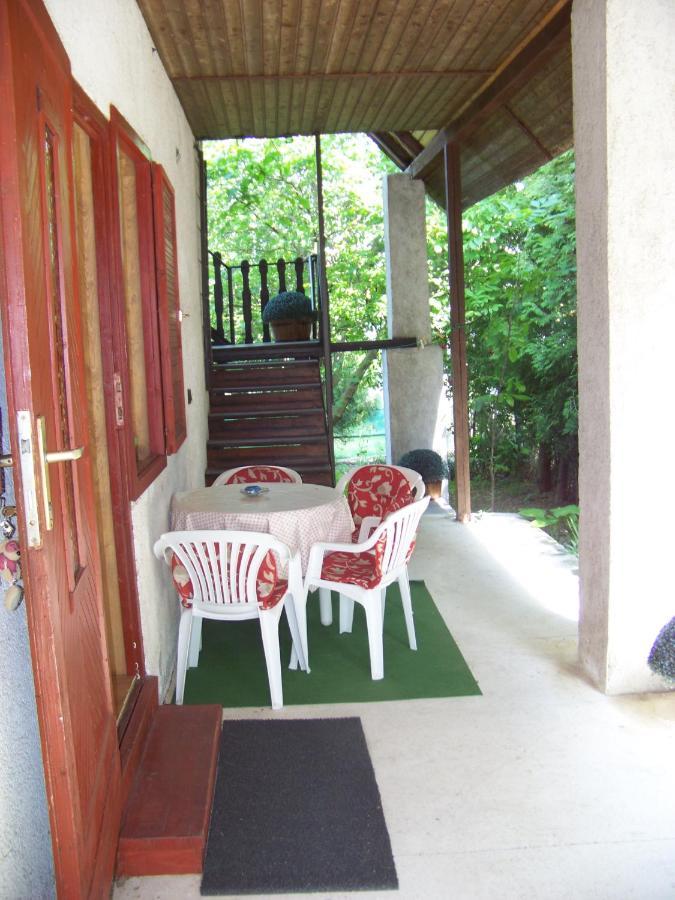 Nefelejcs Apartman Fertőhomok Esterno foto