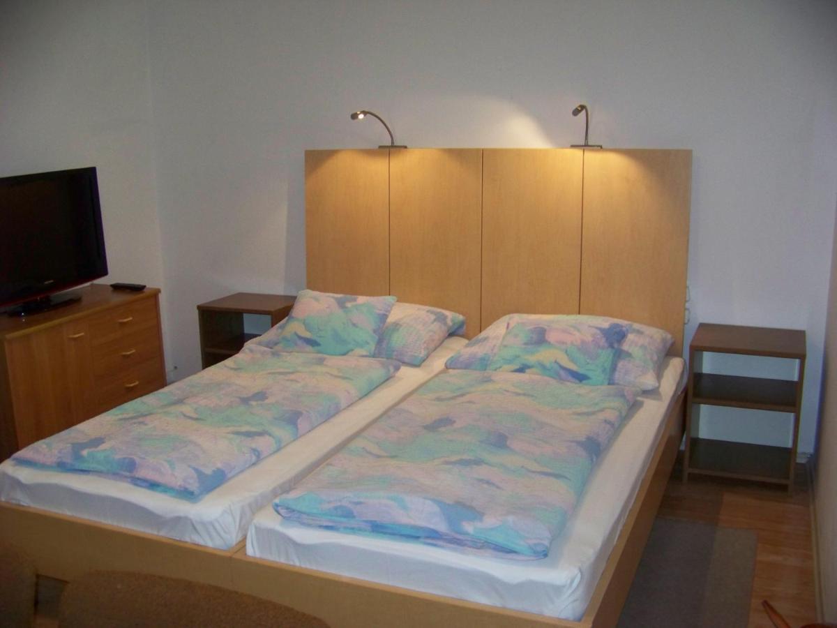 Nefelejcs Apartman Fertőhomok Esterno foto
