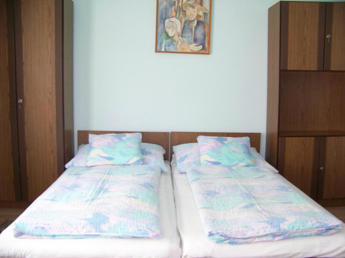 Nefelejcs Apartman Fertőhomok Esterno foto