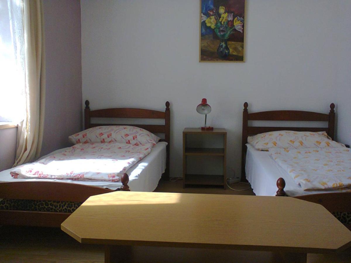 Nefelejcs Apartman Fertőhomok Esterno foto